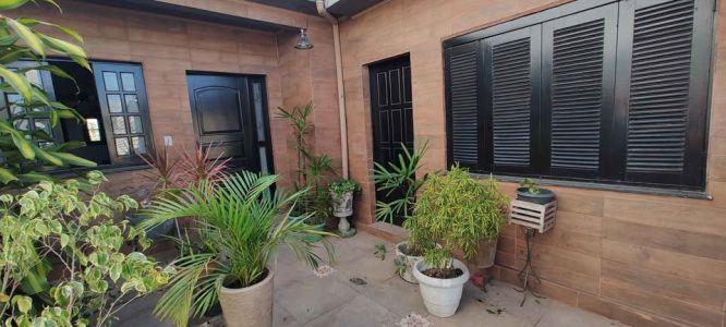 Casa com 4 Dormit&oacute;rios e 165 m&sup2; &agrave; Venda no Porto Pr&oacute;xima a Rua Tiradentes